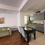 Summerland Apartment