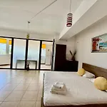 Summerland Apartment