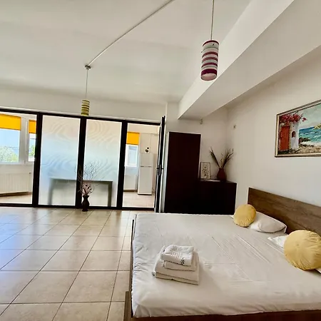 Summerland Apartament