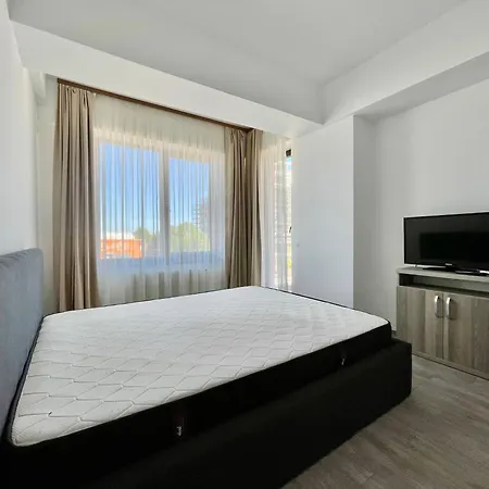 Summerland Apartament